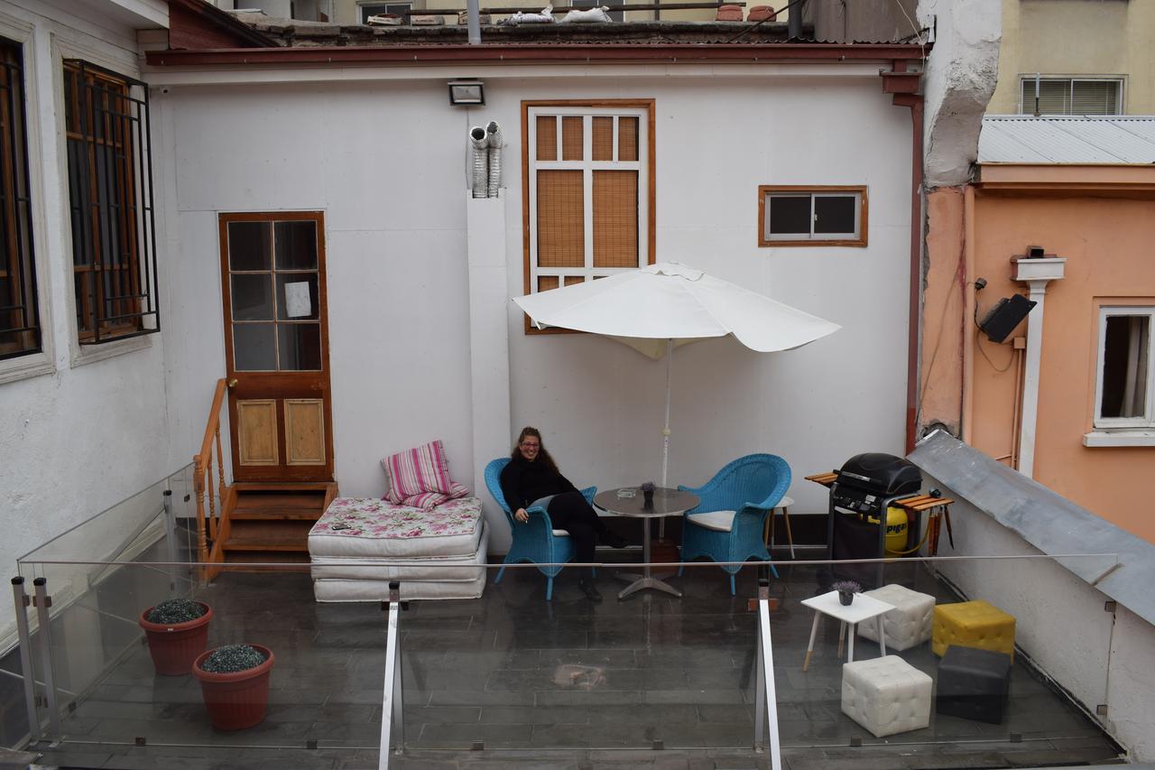 Casa Roble Hostal Boutique Santiago Exterior photo