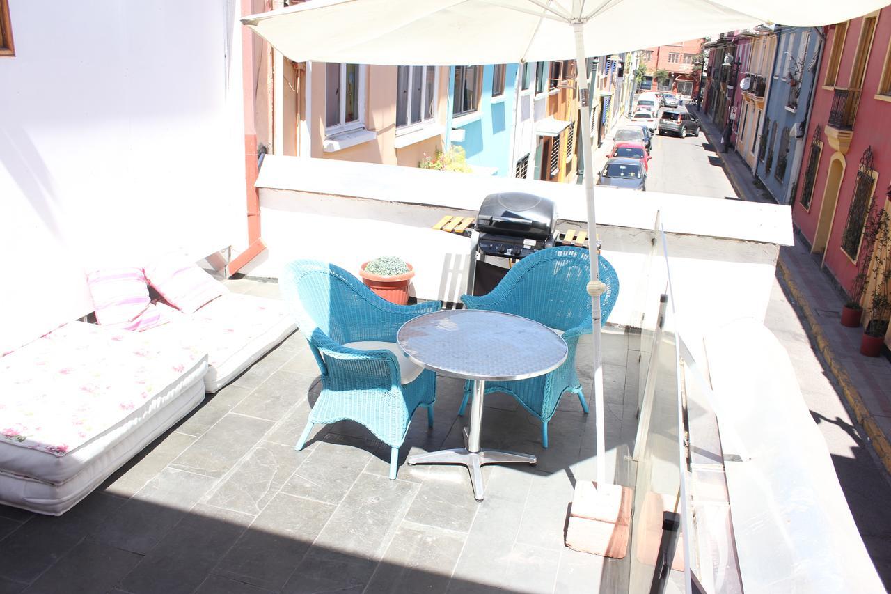 Casa Roble Hostal Boutique Santiago Exterior photo