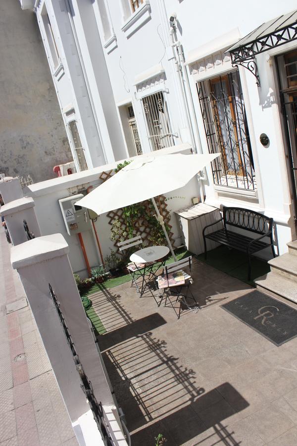 Casa Roble Hostal Boutique Santiago Exterior photo