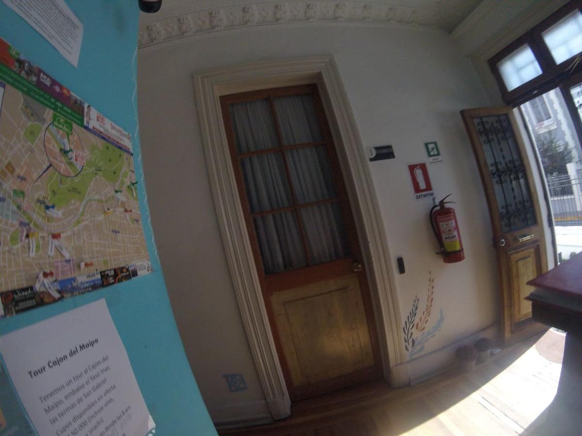 Casa Roble Hostal Boutique Santiago Exterior photo